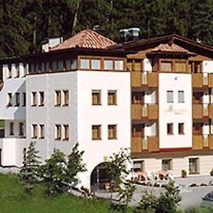 Hotel Laerchenhain